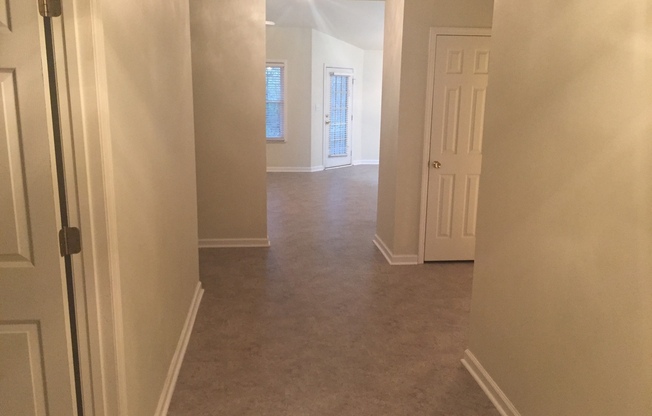 2BR/ 2BA 1 Car Garage Condo in West Knox - one level