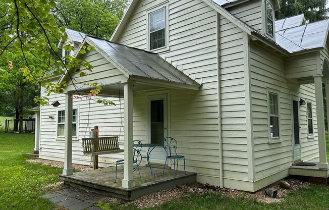 2 beds, 2 baths, $2,295