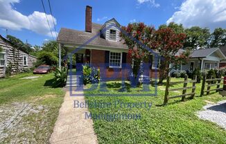 Spacious 3 Bed, 2 Bath Bottom-Floor Duplex – Minutes from Downtown Nashville!
