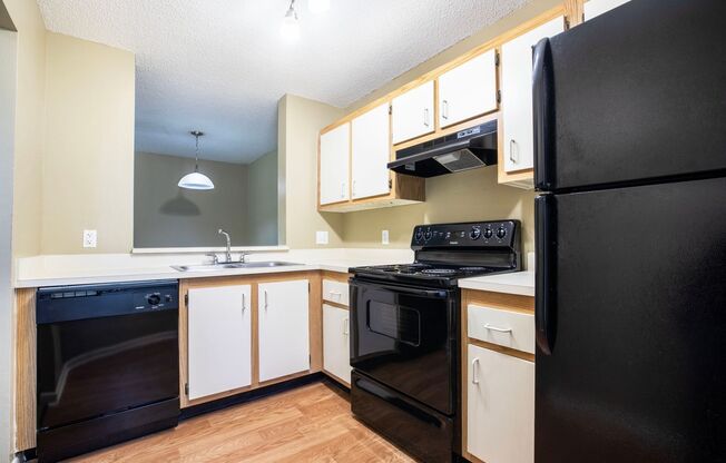 2 beds, 1.5 baths, 1,075 sqft, $2,085, Unit 15201