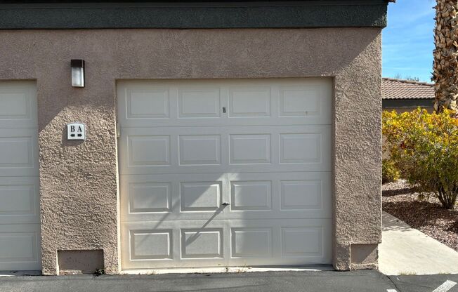 2 beds, 2 baths, $1,600, Unit Unit #2114