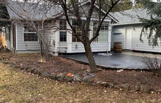 Adorable SE Bend home on Benham Rd