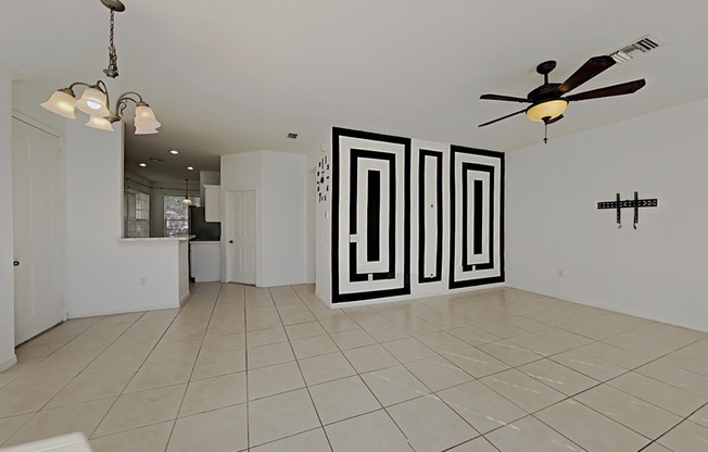 4935 POOLSIDE DR