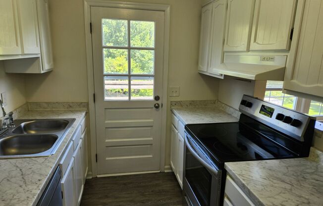 2 Bedroom Apartment-Blackstone, Va