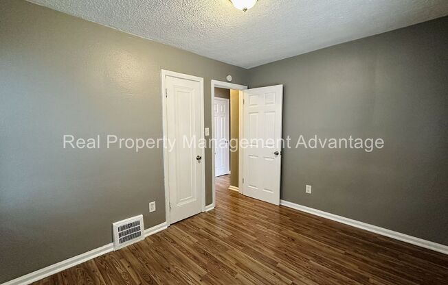 2 beds, 1.5 baths, $1,195