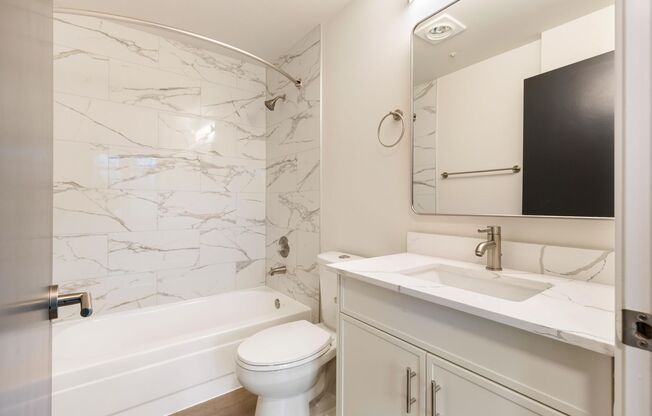 2 beds, 2 baths, 886 sqft, $3,545, Unit 401