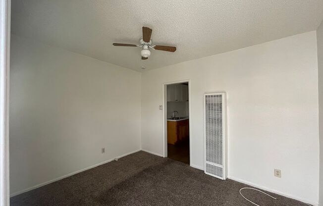 1 bed, 1 bath, 750 sqft, $1,795, Unit 2515 1/2