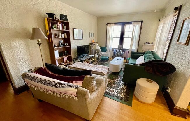 1 bed, 1 bath, $1,015, Unit 208