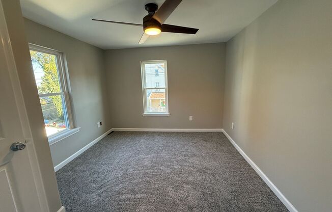 2 beds, 1 bath, $1,895