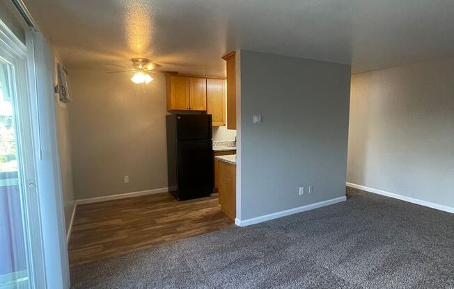1 bed, 1 bath, 575 sqft, $1,350, Unit 59