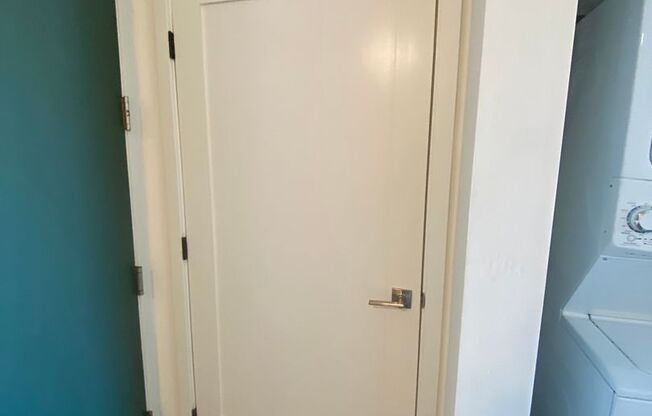 Studio, 1 bath, 436 sqft, $2,395, Unit Unit 414 (Furnished)