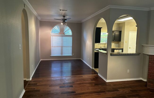 Amazing home in Farmington Estates!