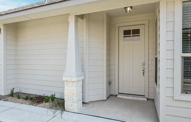 3 Bedrom 2 bath with a 2 car garage