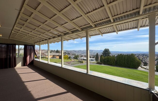 Non-Refundable & Security Deposit Total: $2200.00