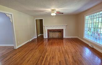 3 beds, 3 baths, $2,095