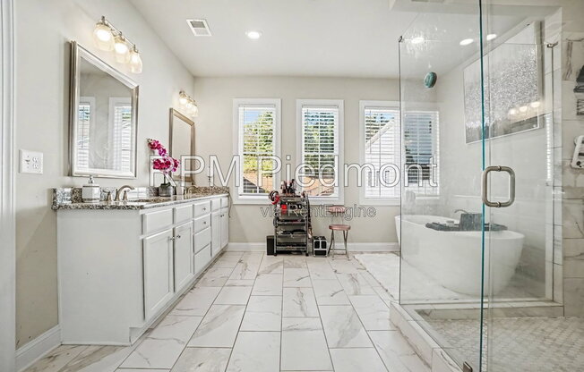 4 beds, 3.5 baths, 2,941 sqft, $4,200