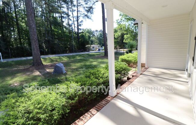 8424 RHODES RD