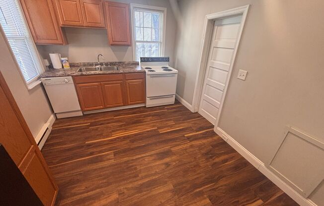 158 - 801 E Hector Street Units A &amp; B - de Souza