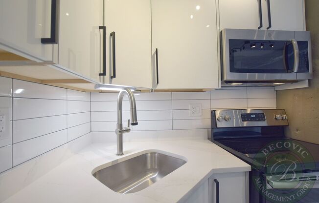 1 bed, 1 bath, 373 sqft, $1,850, Unit 210