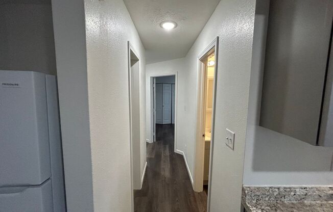 1 bed, 1 bath, 1,000 sqft, $995, Unit Unit A