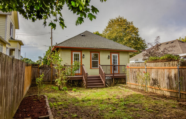 3 beds, 2 baths, $2,695