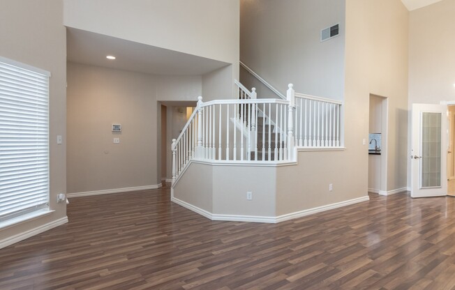 Two story home in Manteca!