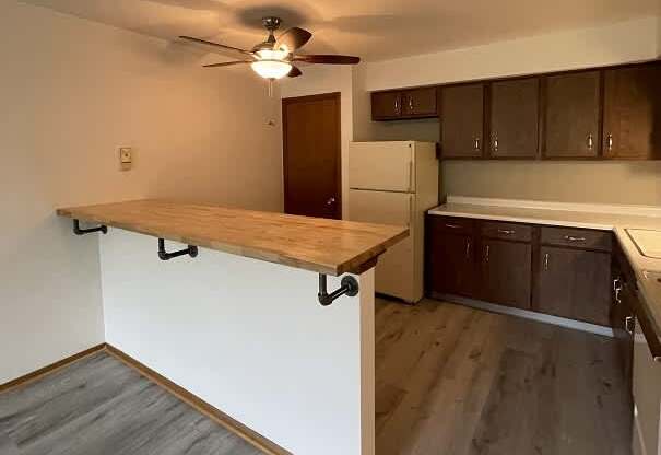 Welcome to Ridge Manor