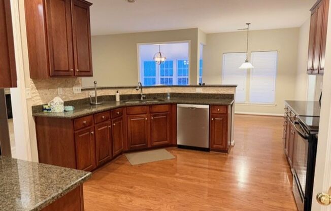 Stunning 5 Bed/3.5 Bath Home in Vibrant Concord NC - 2 Car Attached Garage - Large Open Kitchen - Gas Fireplace - Fenced Backyard - Community Pool/Playground