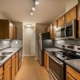 1 bed, 1 bath, 750 sqft, $2,915, Unit 208