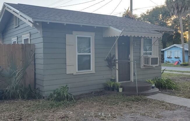 1/1 with Private Yard- Move In Ready