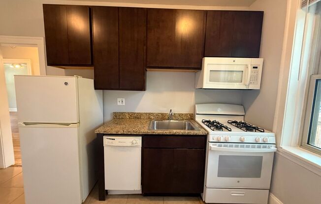 1 bed, 1 bath, 535 sqft, $1,645, Unit 2247-47-2K