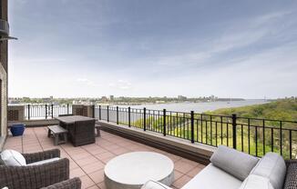230 RIVERSIDE DR