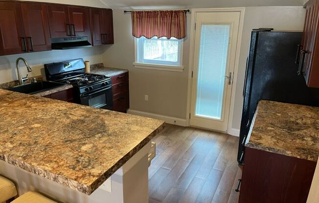 Spacious 4-Bedroom Townhouse in Conshohocken!