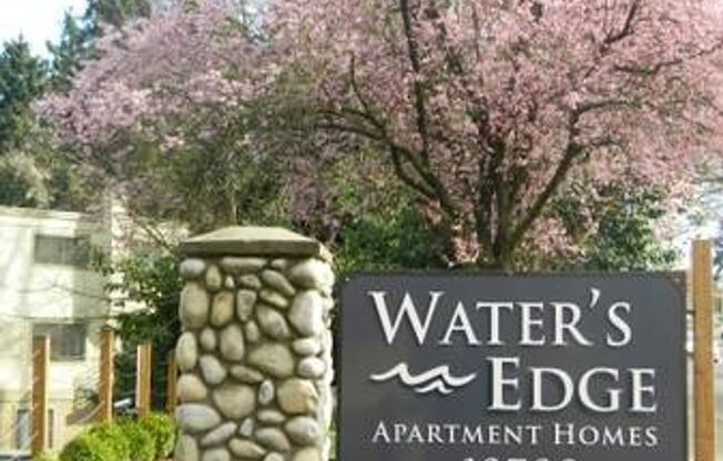 Water's Edge Apartments