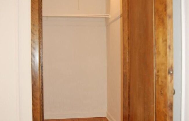 Studio, 1 bath, 450 sqft, $1,525, Unit 530-302