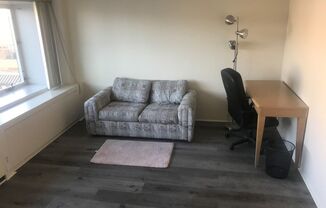 1 bed, 1 bath, $1,650