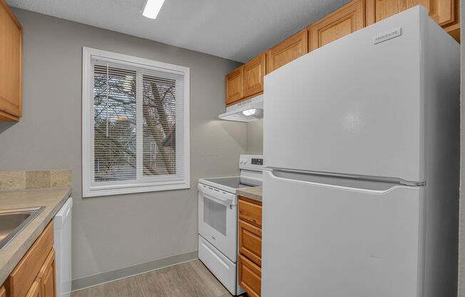 2 beds, 1 bath, 776 sqft, $1,450, Unit 307-034