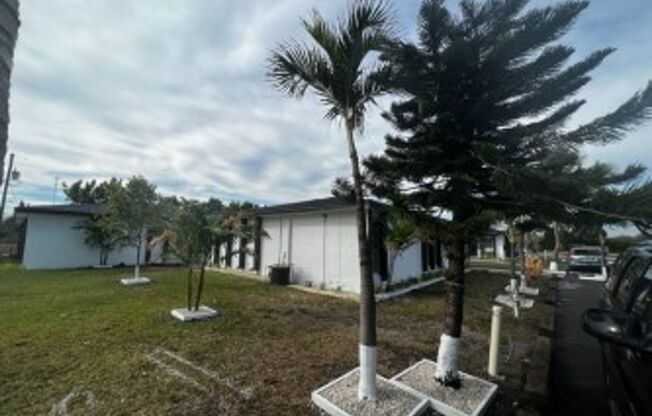 Miramar Apts