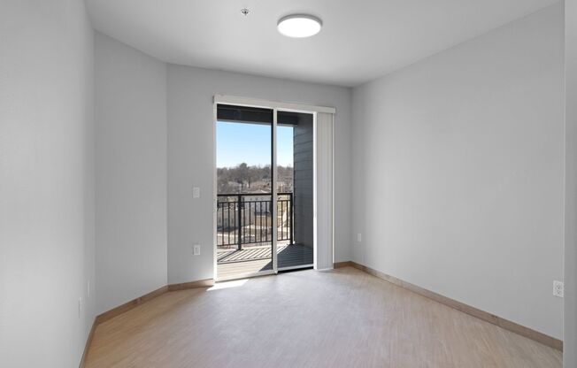 Studio, 1 bath, 527 sqft, $1,670, Unit 207