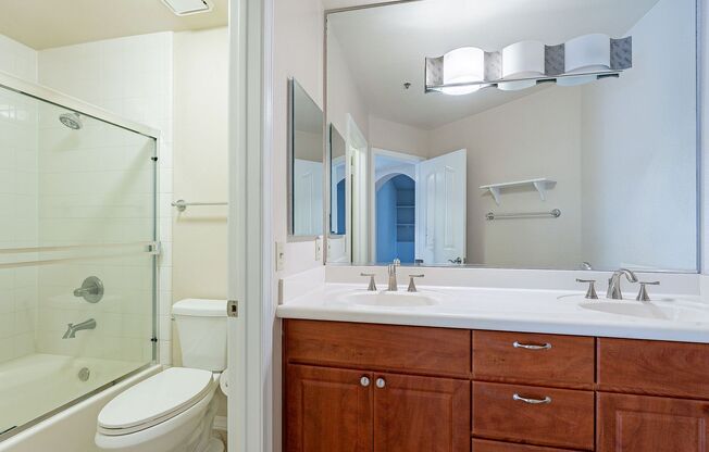 1 bed, 1 bath, $1,600, Unit #337