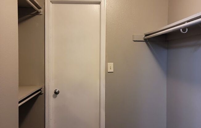 1 bed, 1 bath, 600 sqft, $699, Unit 104