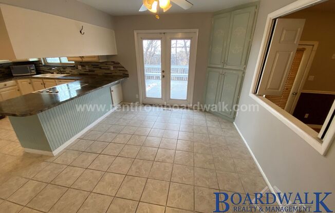 3 beds, 2 baths, 2,112 sqft, $2,075, Unit 548 S 880 W