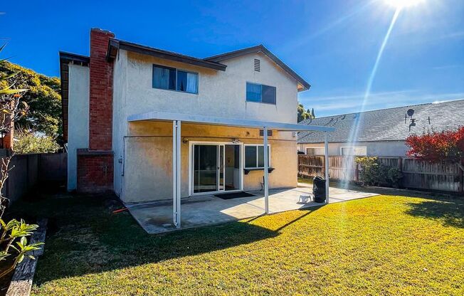 Charming 4 Bedroom Home in Santa Ana