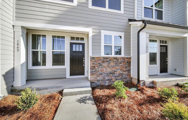 Gorgeous Townhome in Belmont!