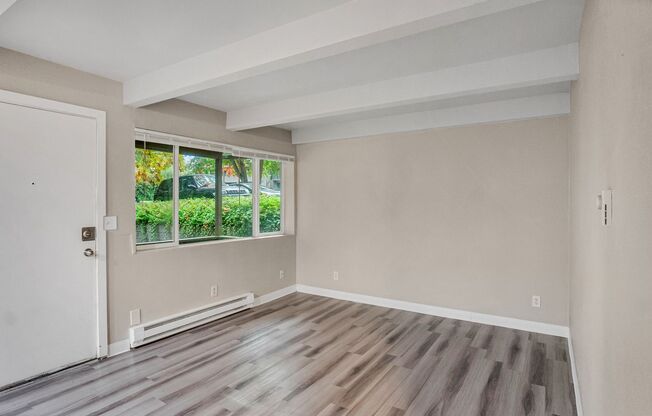 2 beds, 1 bath, 690 sqft, $1,780, Unit 4809-B