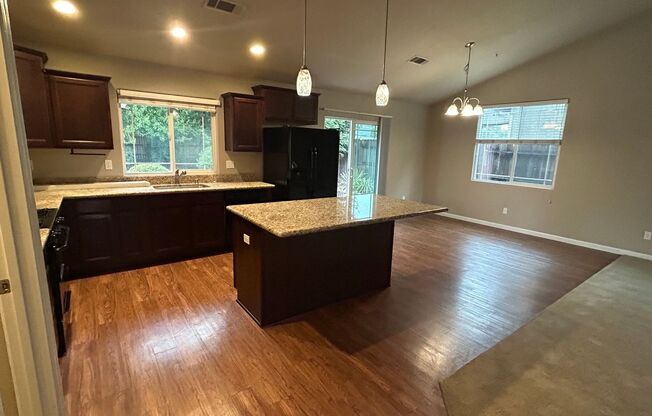 $1000 MOVE IN SPECIAL OFF FIRST MONTHS RENT.