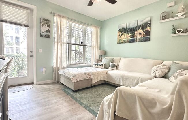 2 beds, 2 baths, $1,800