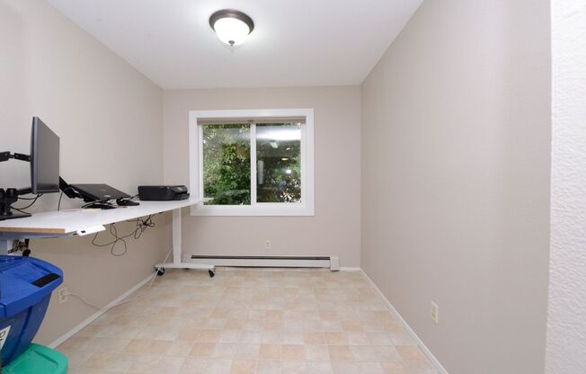 Convenient East Side Condo