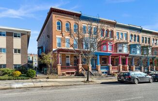 2635 Saint Paul Street