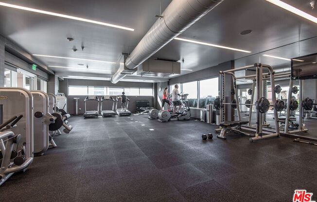 1 bed, 2 baths, 1,400 sqft, $5,500, Unit 10L